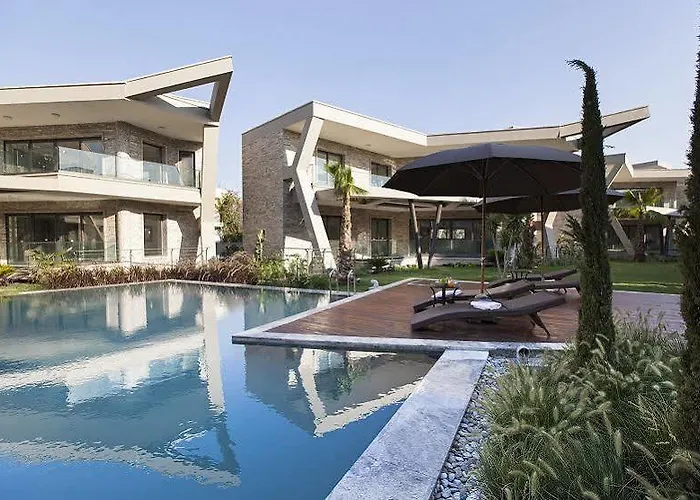 Retron Ξενοδοχείο *