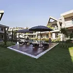 Retron Hotel