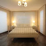Retron Hotel